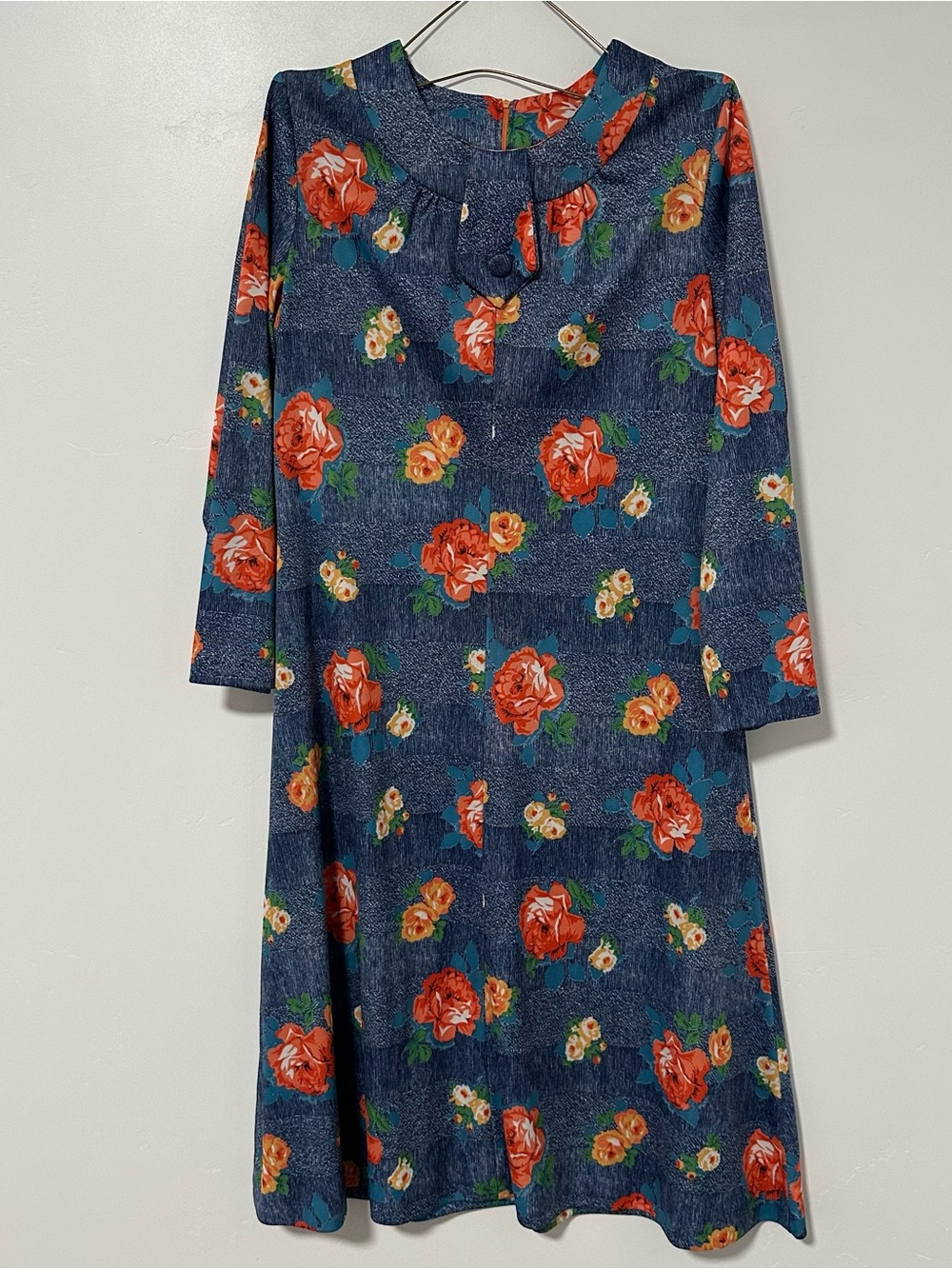 Vintage Floral Shift Dress with Red Rose Print